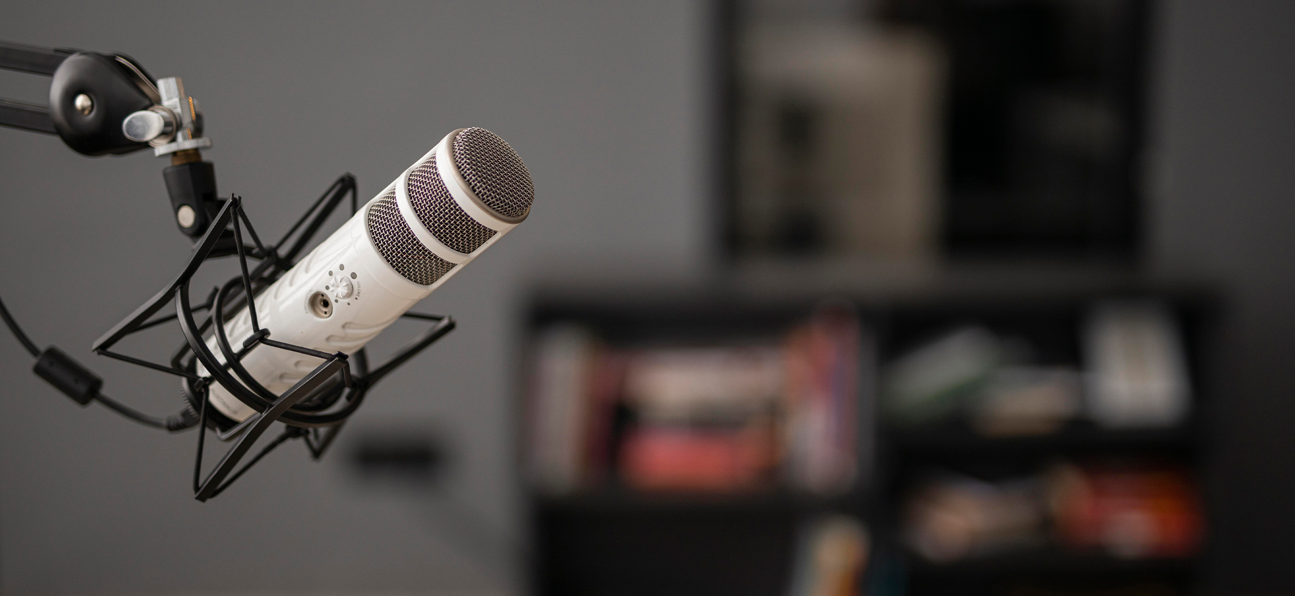 Świat mediów bez tajemnic | Język a sztuczna inteligencja