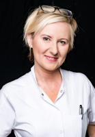 dr Iwona Mikołajczyk