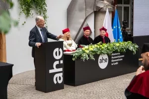 inauguracja roku akademickiego ahe w łodzi 2024/25